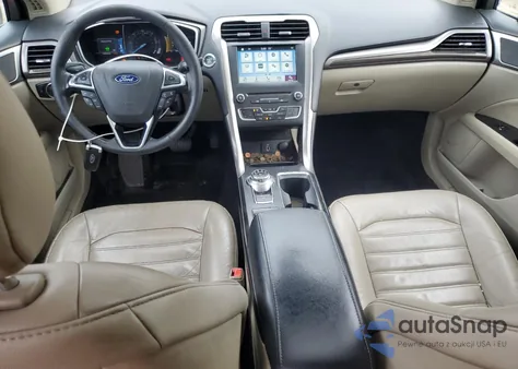 2018 Ford Fusion Se Phev z USA, uszkodzony, nr VIN 3FA6P0PU3JR287341